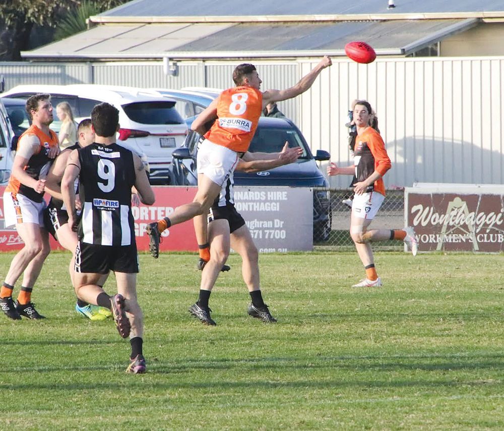 Giants win two in a row post image