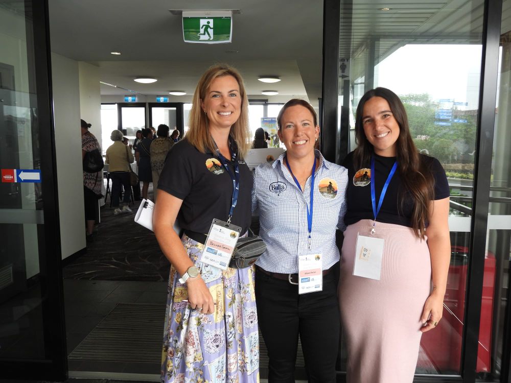 Record crowd celebrates women in dairy post image