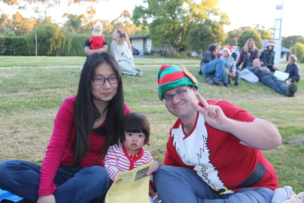 Meeniyan turns it on for Carols by Candlelight post image