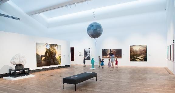 Sale gallery to host Archibald tour post image