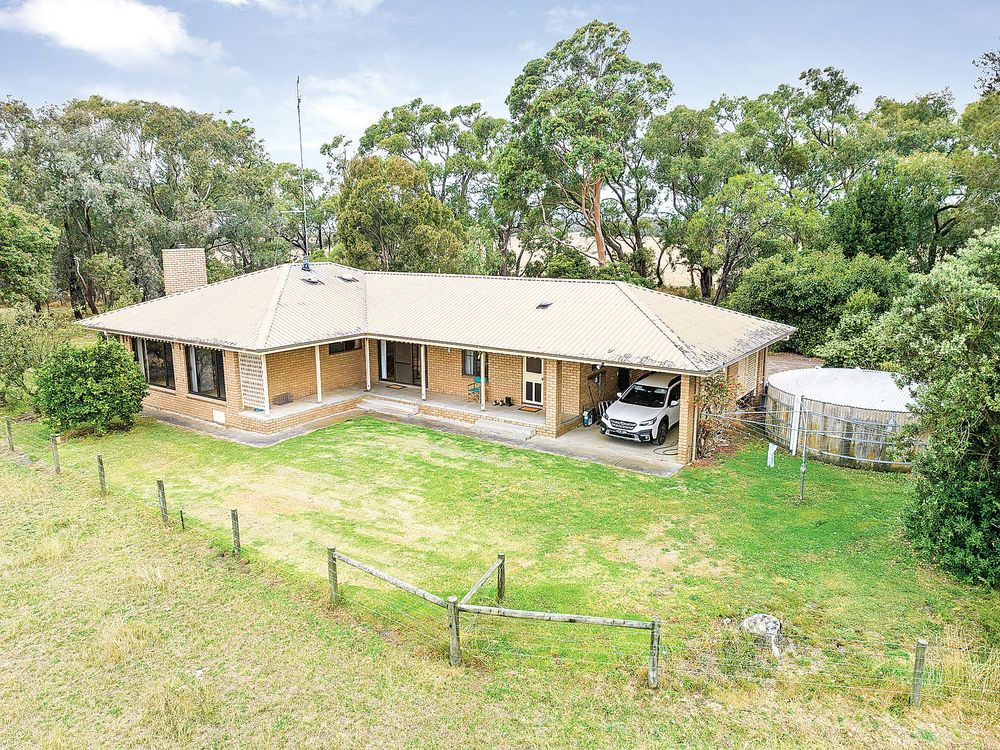 “Springrise” 138 acres of sensational lifestyle grazing land post image
