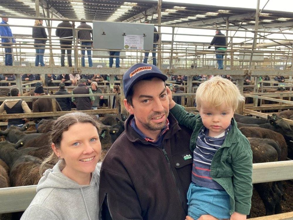 Gloomy day Friday at Leongatha Store Sale post image