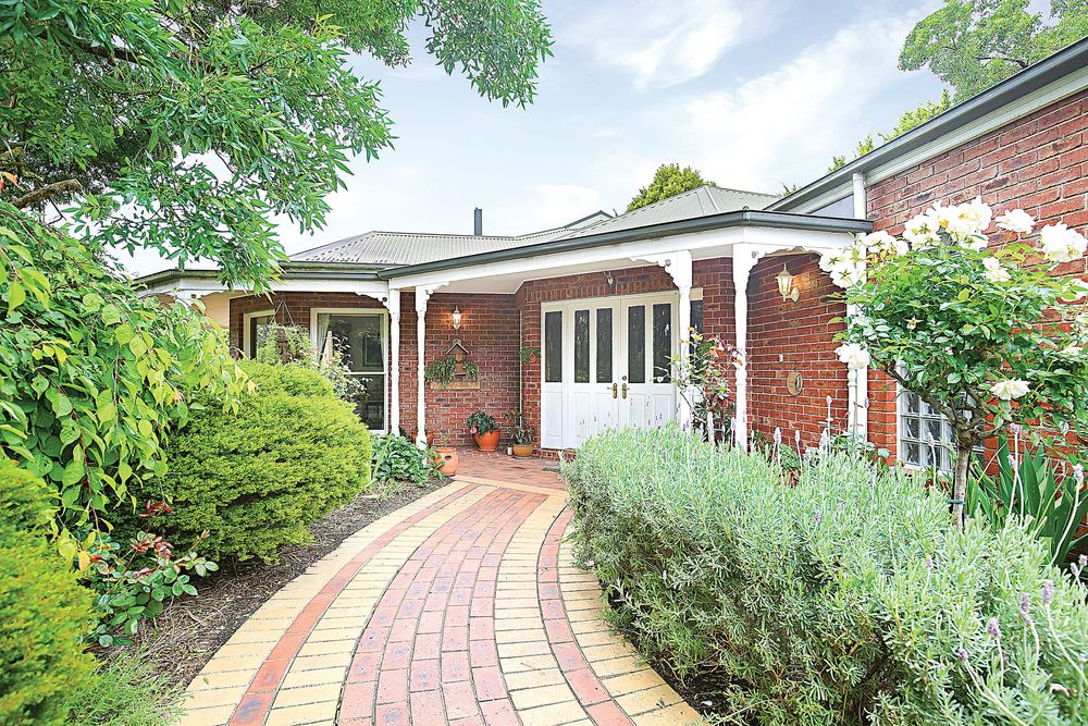 Stunning tranquillity on 3.9 Acres post image