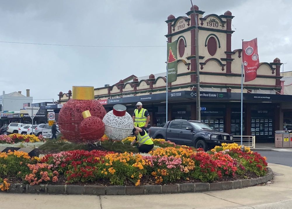 Updated: Sing a song of Christmas in your town post image