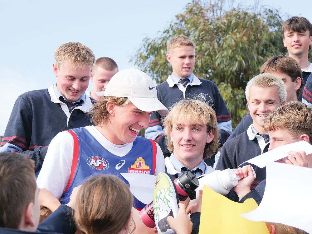 Phillip Island Bulldog Zac Walker now a Western Bulldog post image