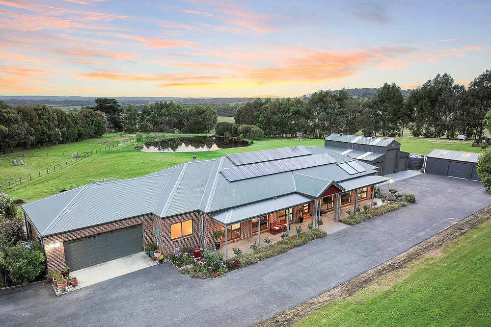 Extraordinary oasis on approx. 7.4 acres! post image