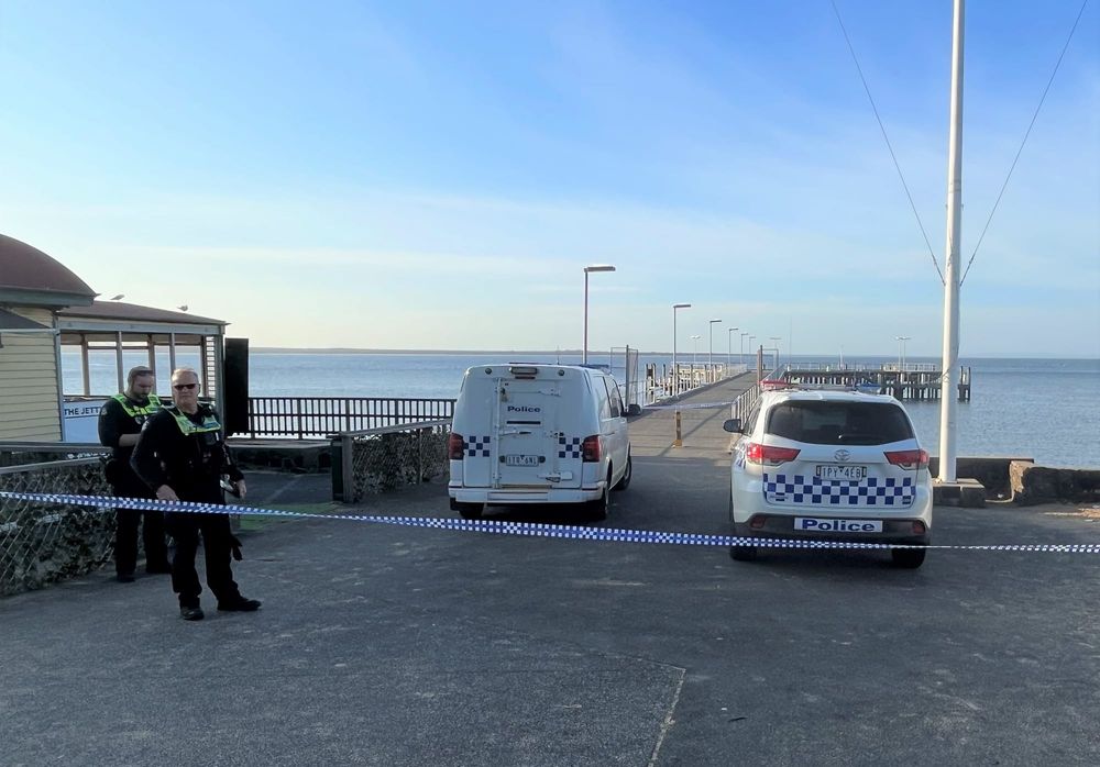 Area evacuated after old mortar found at Cowes Jetty post image