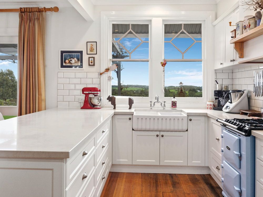 51.5 stunning acres with historic homestead post image