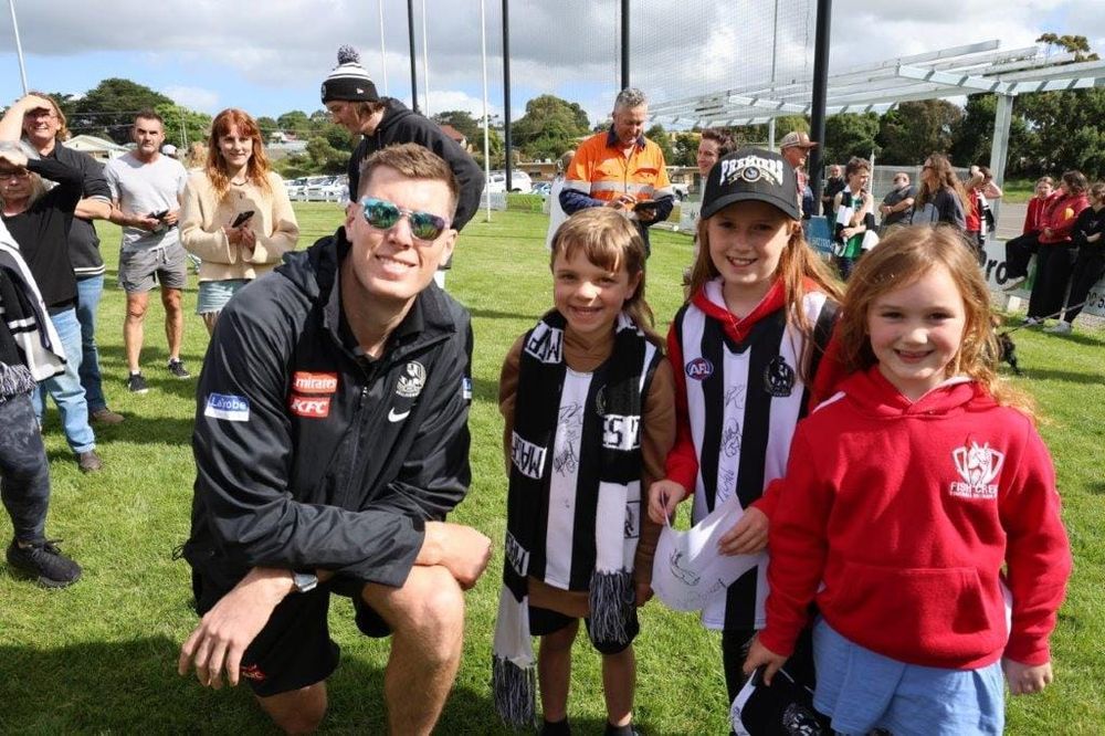 Collingwood's Mason Cox for Prime Minister post image