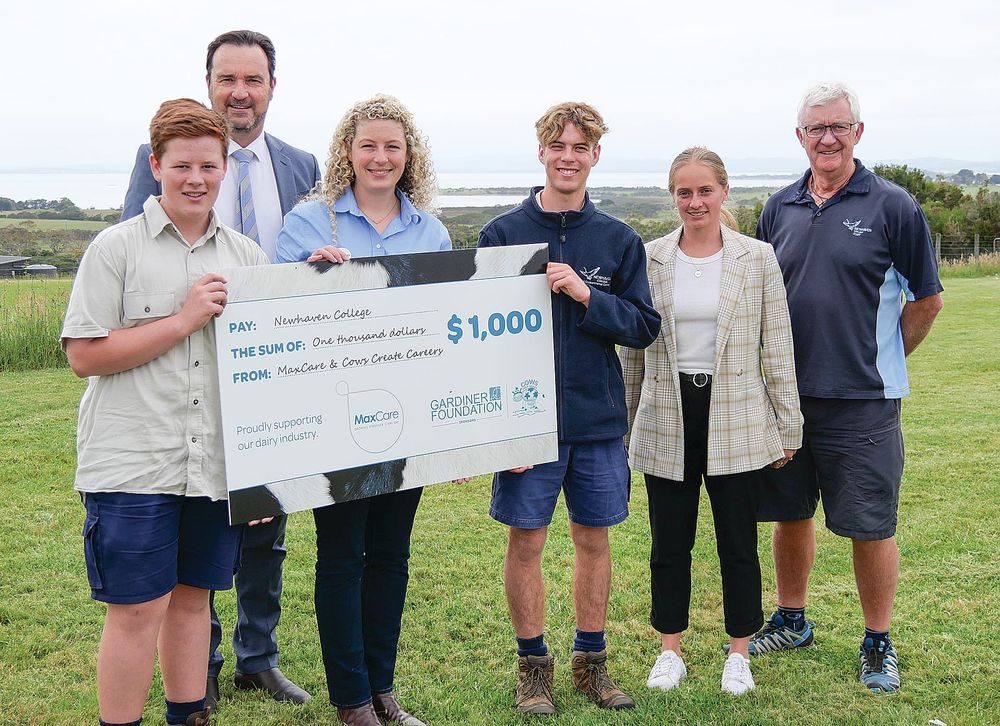 Newhaven College students win national prize post image