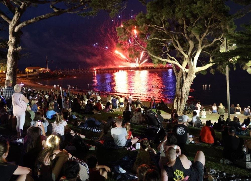 One of Cowes’ best ‘Carols by the Bay’ they say post image