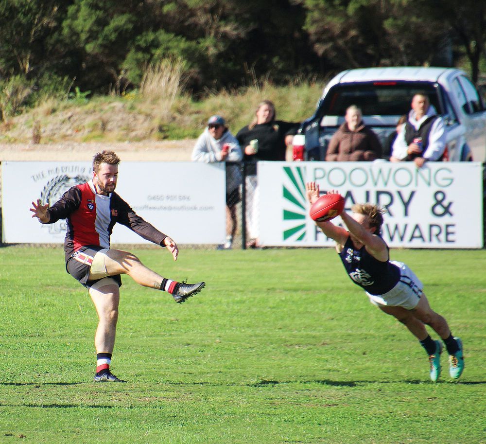 Saints’ bright beginning falters to Catani’s second half efforts post image