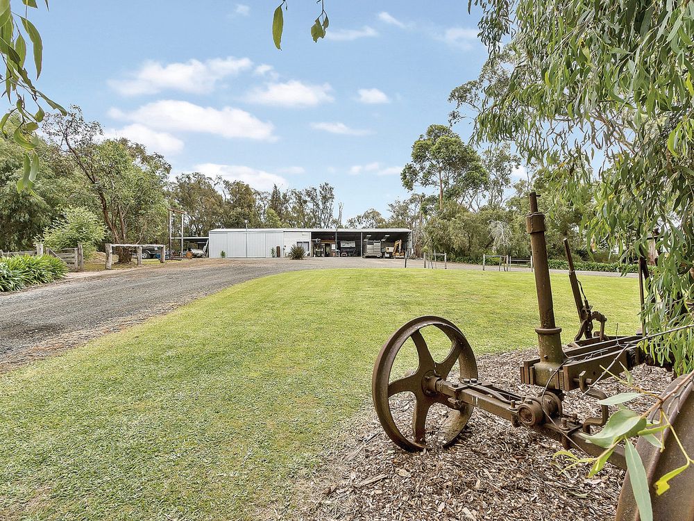 Huge home on stunning block post image