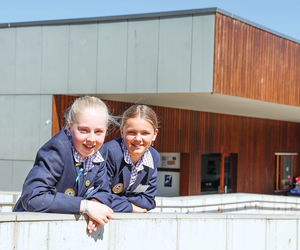 Visitors flock to Newhaven College for picture perfect open day post image