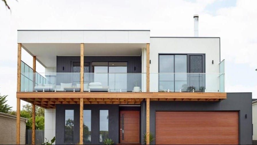 Award-winning builder goes under owing millions post image