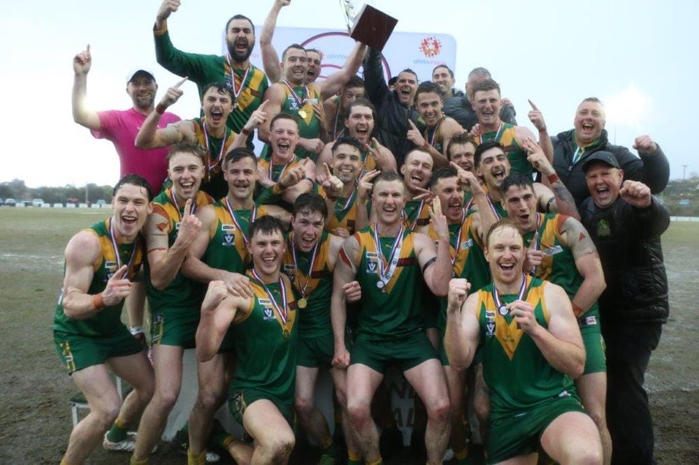 Leongatha Parrots Gippsland premiers for 2022 post image