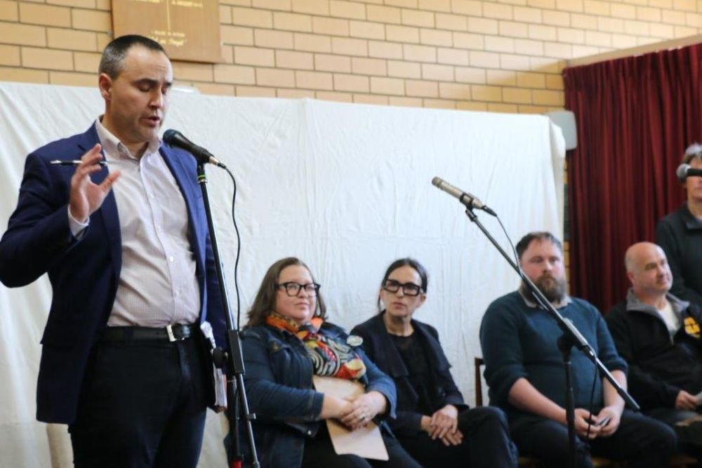 Count goes backwards in tight race for Bass post image