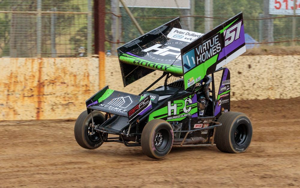 Sprintcar, Santa Claus and Fireworks at Nyora Raceway post image