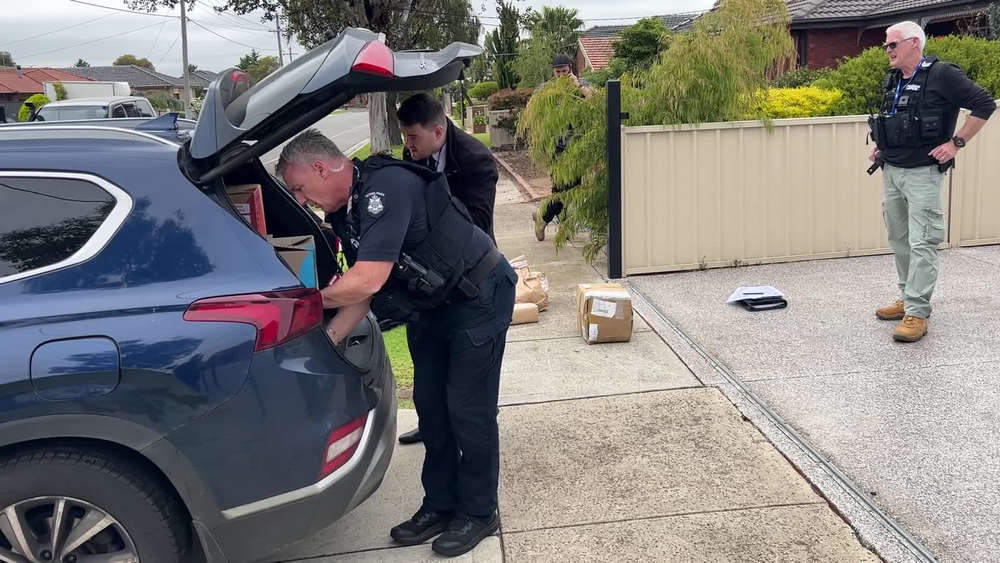 Korumburra ciggie seller caught in illicit tobacco web post image