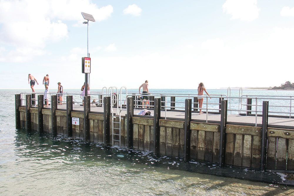 Jetty jumpers anger Inverloch boaties post image