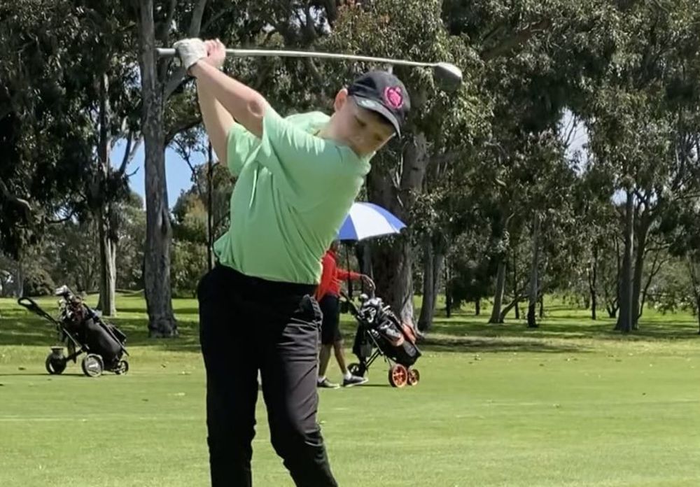 How Korumburra’s Billie Wrigley is giving golf a real crack post image