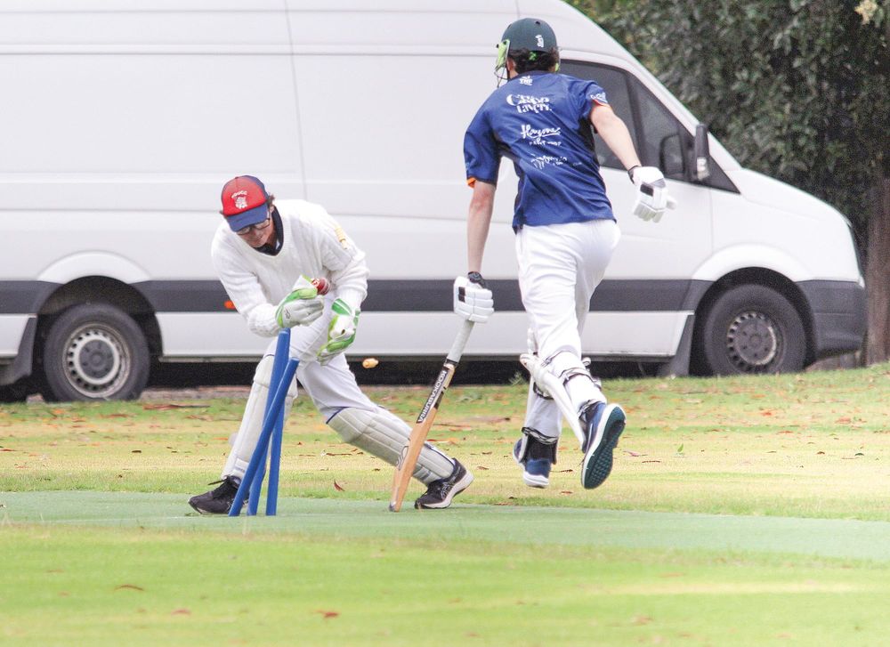 Demons demolish Club post image