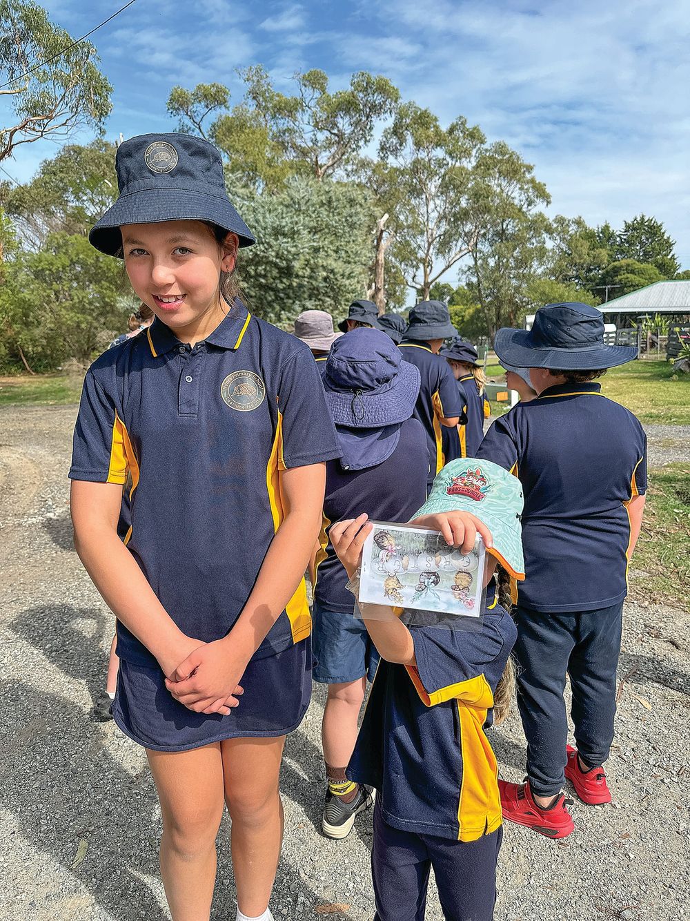 Nyora students hand-deliver easter messages post image