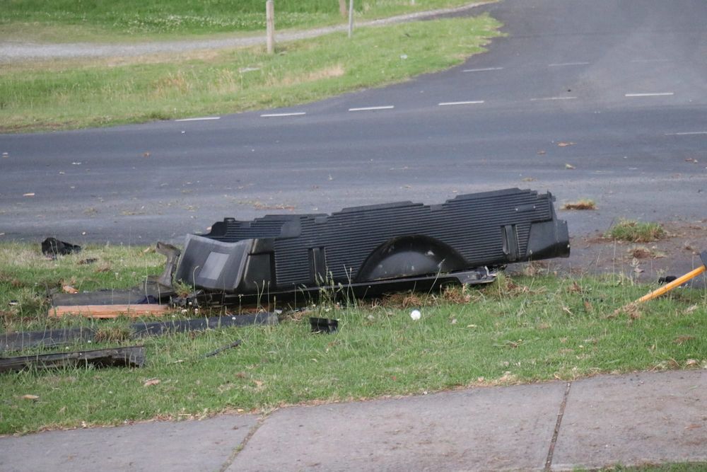 Serious crash on Billson leaves debris scattered post image