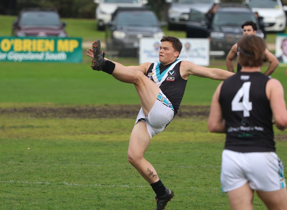 Pressure off as Wonthaggi downs Drouin post image