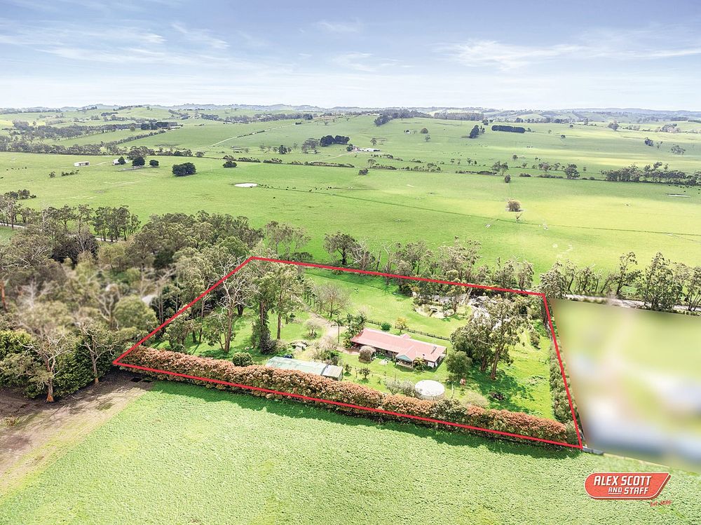 Your country escape on small acreage post image