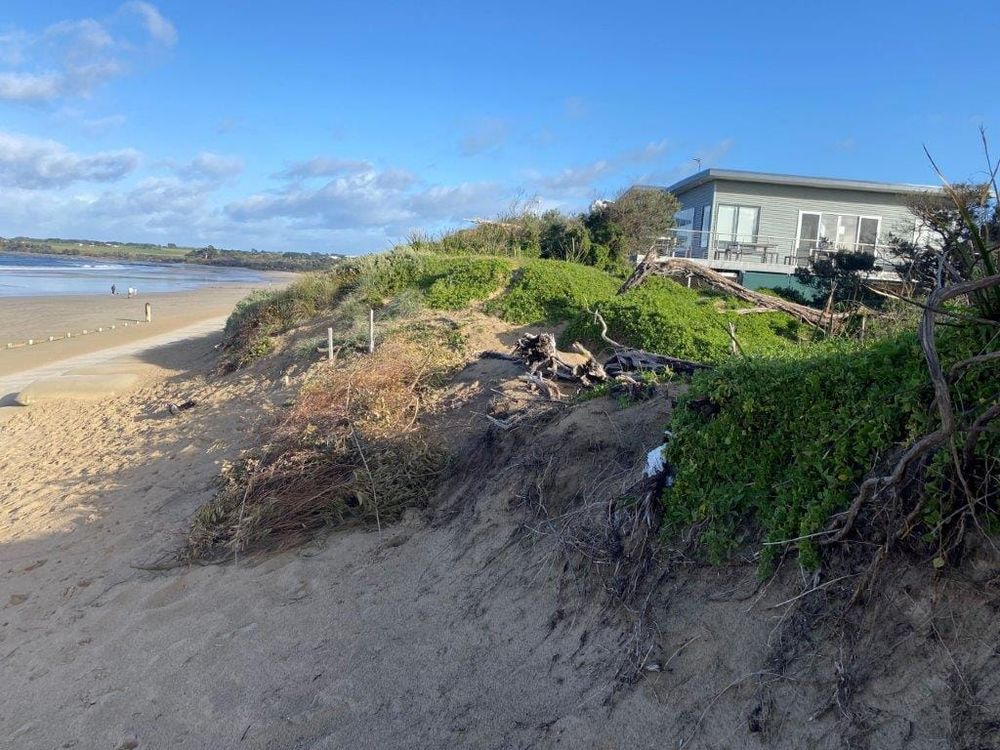 Inverloch's disappearing dunes: What are they doing about it? post image