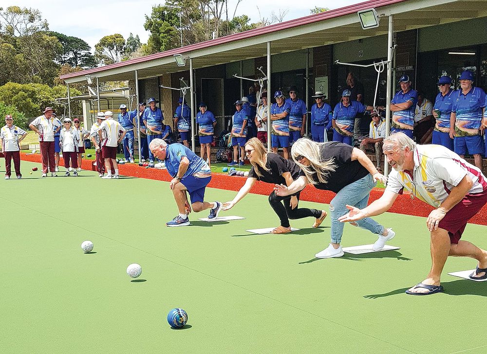 The grass is definitely greener at Corinella Bowls Club! post image