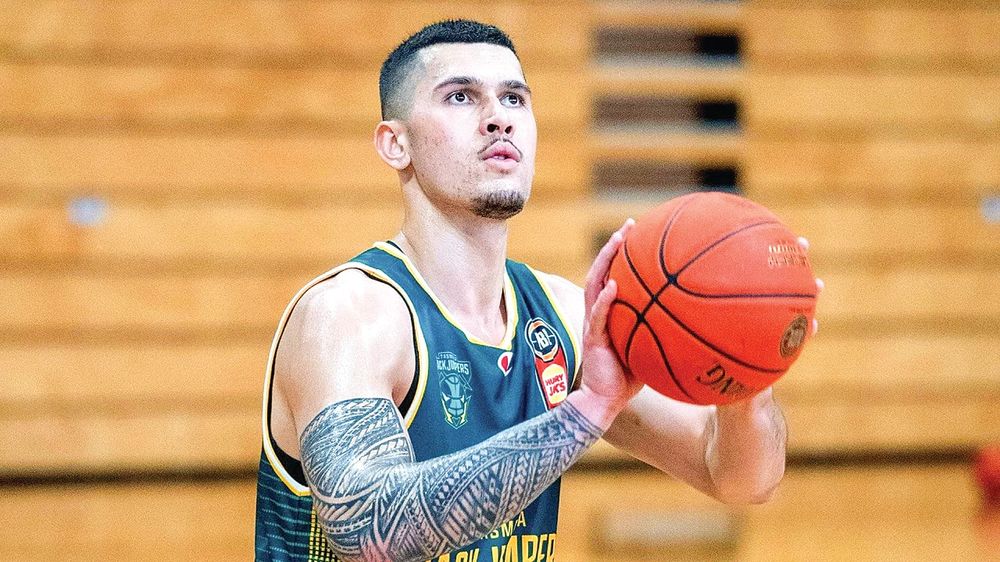 Inverloch basketballer earns NBL shot with JackJumpers post image