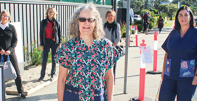 Long service award for Dr Maxfield post image