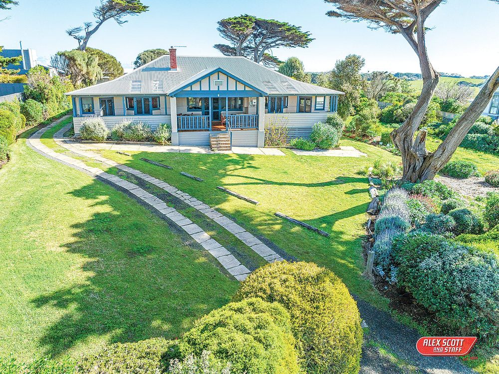 Historic homestead in Surf Beach attracts interest at ‘open’ post image