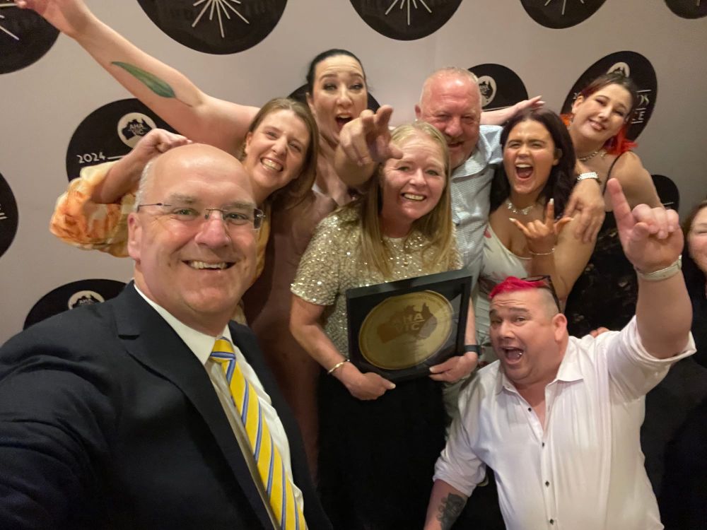 Poowong Hotel wins Best Pub/Bar - regional post image