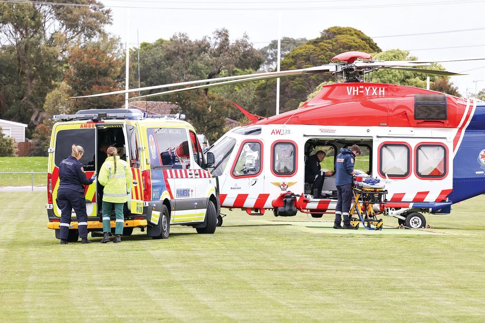 Emergency landing halts game at Inverloch post image