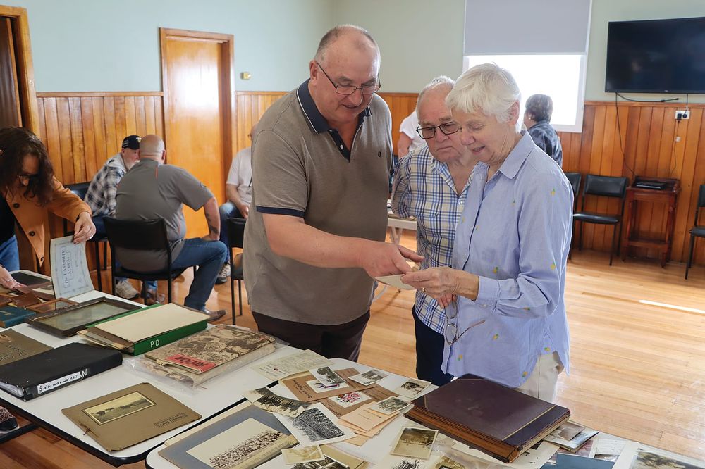 Korumburra RSL farewells remainder of Paterson collection post image