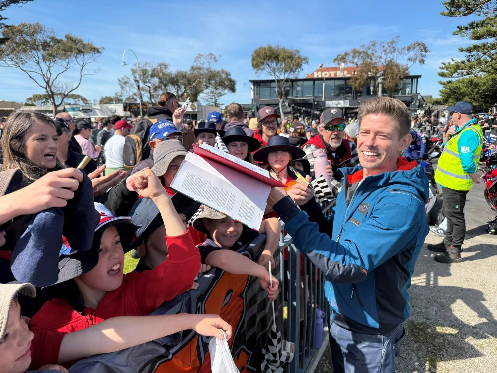 Casey Stoner talks about his secret Island love affair post image