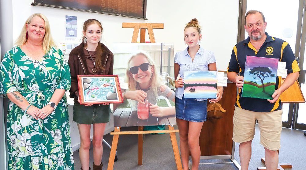 Luciblooms honours young artists post image