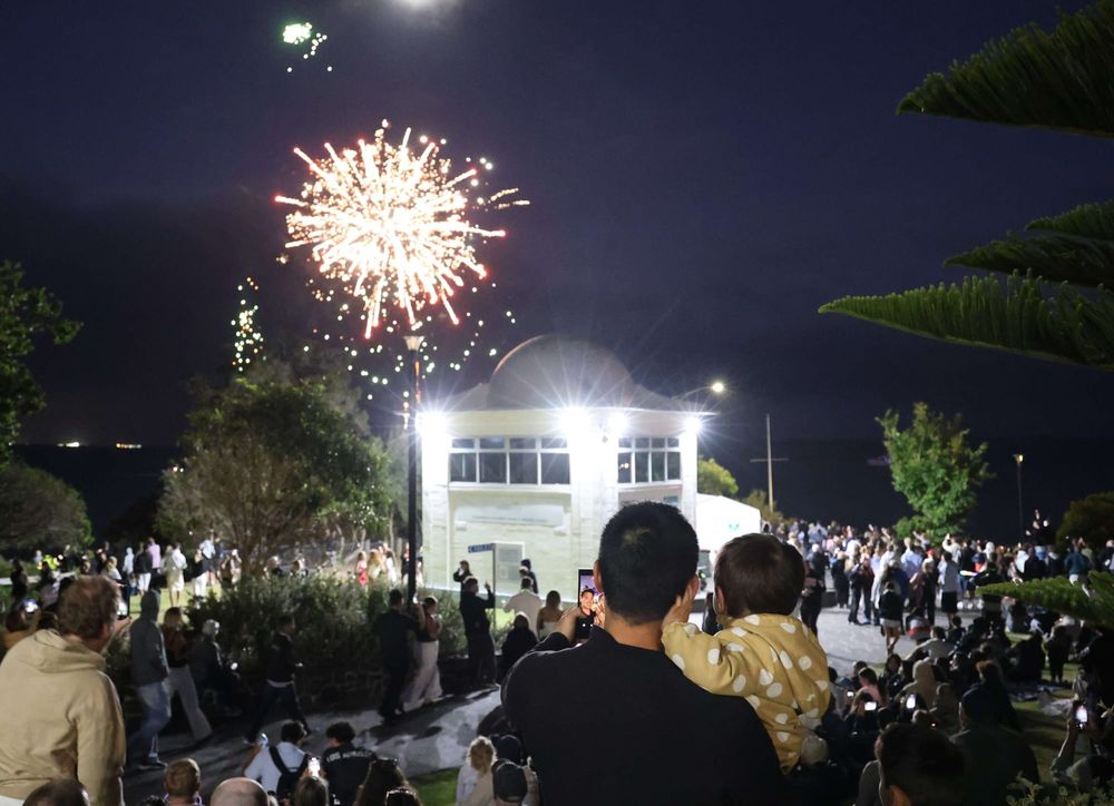 New Year arrives with a bang in Cowes post image