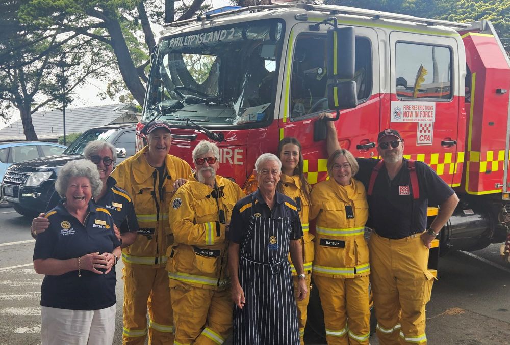 Rotary lends a hand for bushfire recovery post image