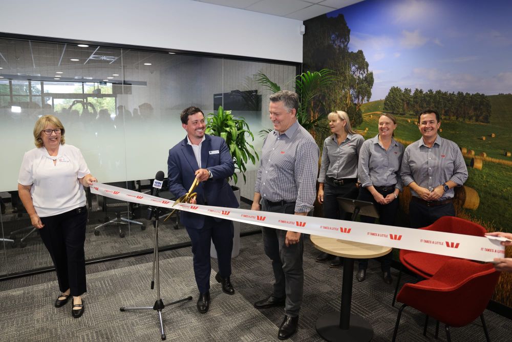 Westpac CEO admits they “got it wrong” at Leongatha reopening post image