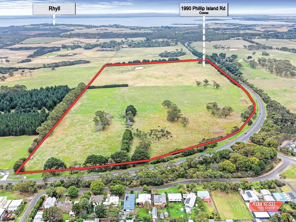 Rare acreage on Phillip Island main road post image