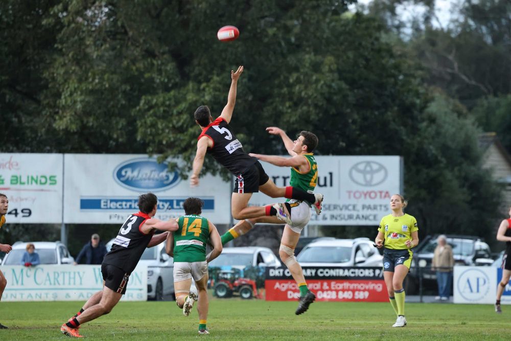 Parrots salvage a draw with last gasp shot at Warragul. post image
