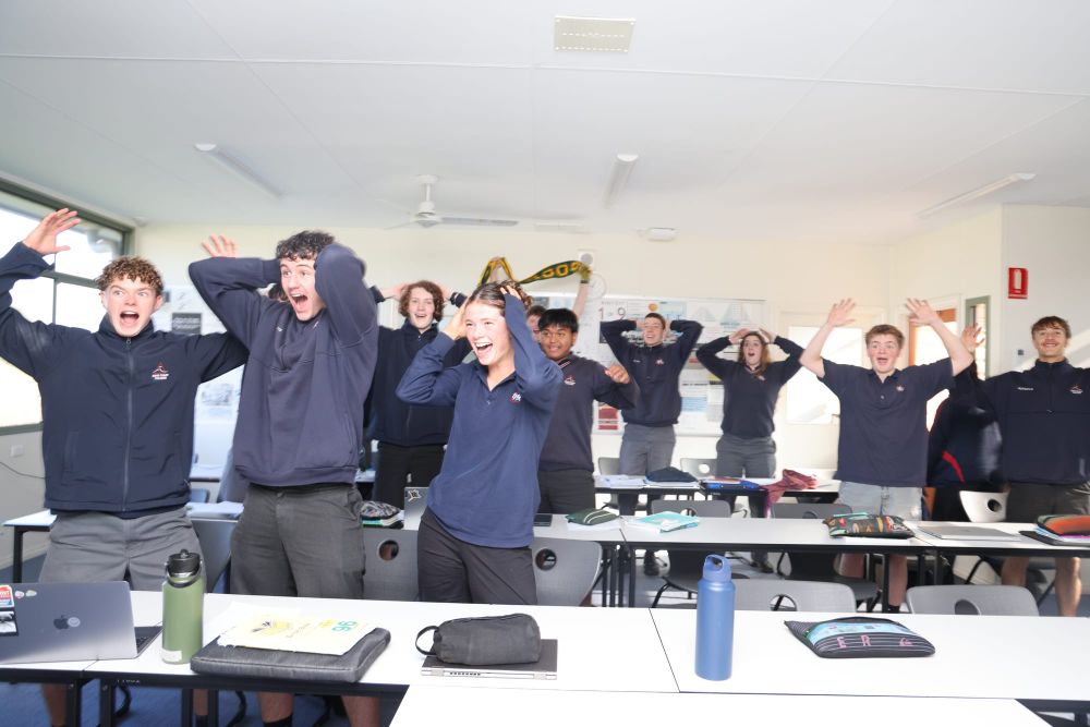 Classrooms turn green and gold as local students rally for Socceroos post image