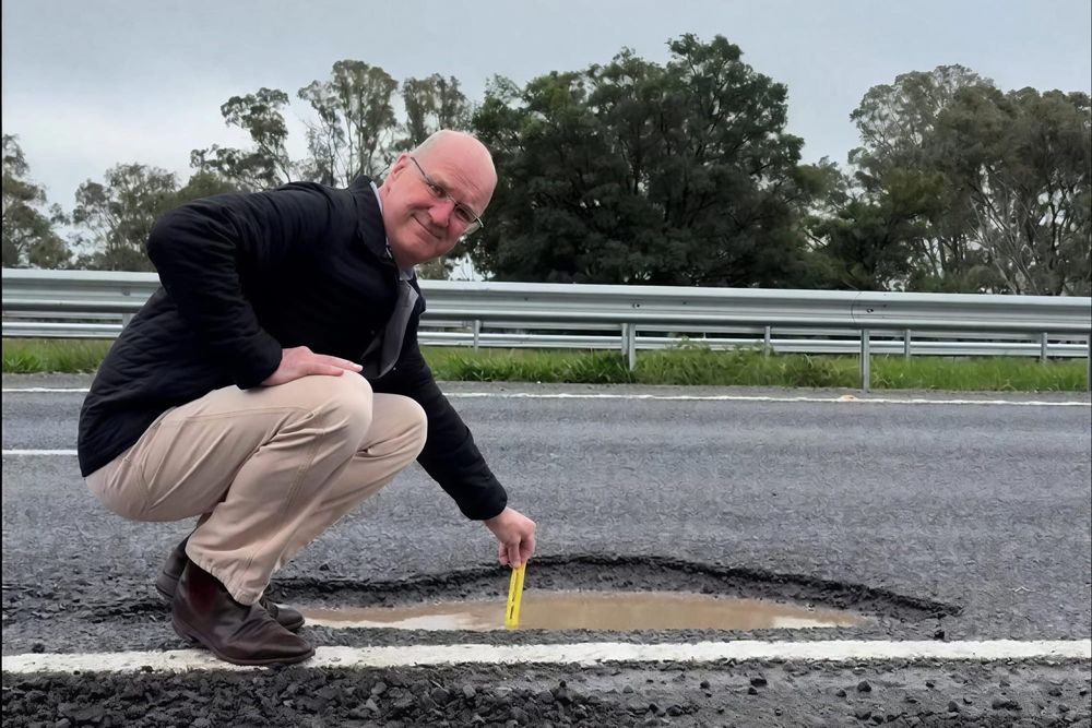 Opposition pledges $5 billion to fill a million potholes post image