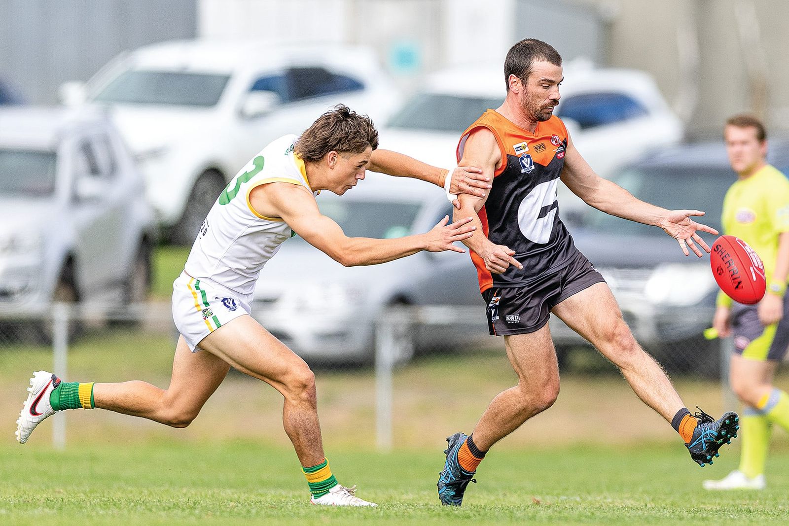 Giants put the pressure on Garfield post image