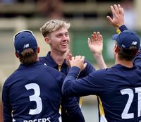 Hoekstra stars in first Sheffield Shield match for Victoria post image