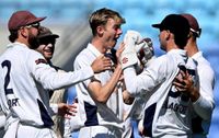 Harry Hoekstra breaks through again for Victoria on Day Three post image